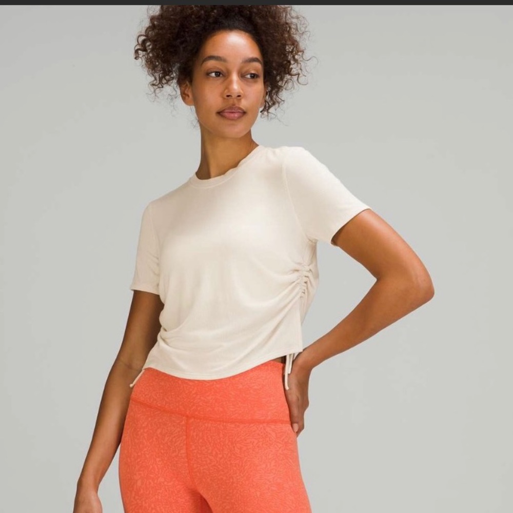 lululemon Side Cinch Ribbed Tee - Picture 4 of 12